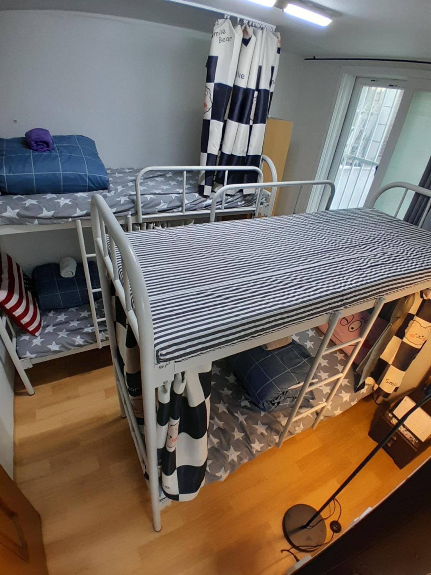 Disco Pangpang Guesthouse Инчон Номер фото